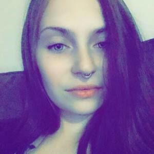 Meet your Posher, Whitney